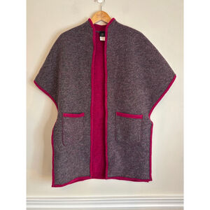 Alessandra C. Womens Size M Wool Blend Cape Grey Fuchsia
